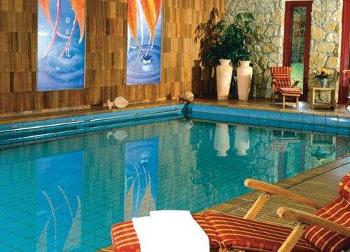Tauchen Sie ein... in unseren Indoor Pool Eine Runde am Morgen?