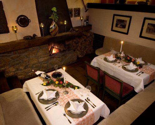 ...in unserem Restaurant am Kamin... Ein wunderbarer Platz am Kamin